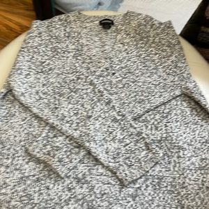 AVENUE marled sweater sz 18-20 grey white and black. Great used condition